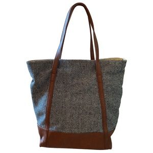 Mark &  Graham Wool Blend Winter Tote Bag - pre owned very good condition
